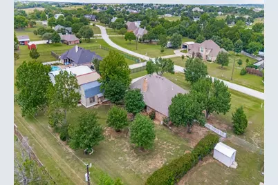 511 N Hardeman Circle, Justin, TX 76247 - Photo 24