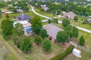 511 N Hardeman Cir, Justin, TX 76247 - Photo 24