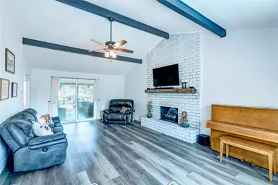 6901 Briardale Drive, North Richland Hills, TX 76182 - Photo 6