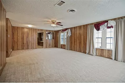 707 Cannon Drive, Euless, TX 76040 - Photo 6
