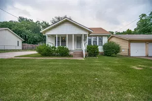 707 Cannon Dr, Euless, TX 76040 - Photo 2