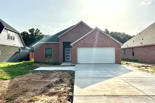 409 Smith Rd, Springtown, TX 76082 - Photo 1