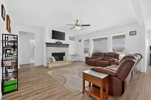 [Address not provided], Oak Ridge, TX 75161 - Photo 8