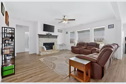 [Address not provided], Oak Ridge, TX 75161 - Photo 8