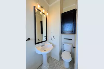 109 NW 20th Street #201, Fort Worth, TX 76164 - Photo 14