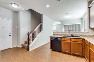 8453 Shallow Creek Dr, Fort Worth, TX 76179 - Photo 6