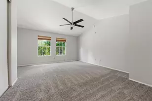 107 Churchill Ln, Euless, TX 76039 - Photo 14
