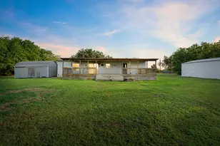 2179 Private Rd 2545, Quinlan, TX 75474 - Photo 2