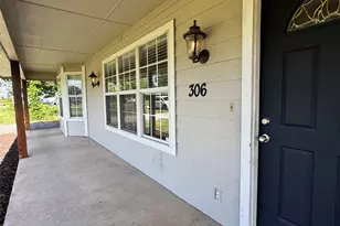 306 E 8th St, Anna, TX 75409 - Photo 4