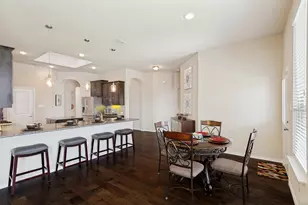 27 Oakridge Ln, Edgecliff Village, TX 76134 - Photo 14
