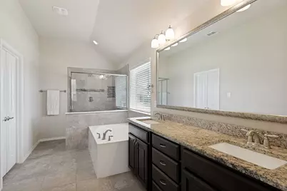 27 Oakridge Lane, Edgecliff Village, TX 76134 - Photo 20