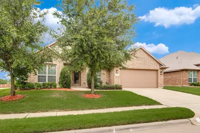 27 Oakridge Lane, Edgecliff Village, TX 76134 - Photo 2