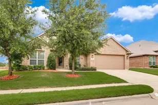 27 Oakridge Ln, Edgecliff Village, TX 76134 - Photo 2