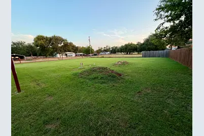 367 Cr 1627, Clifton, TX 76634 - Photo 8