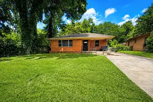 3023 Carpenter Ave, Dallas, TX 75215 - Photo 2