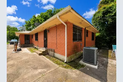 3023 Carpenter Avenue, Dallas, TX 75215 - Photo 4