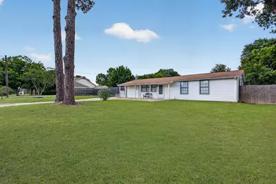 7701 Buck Street, North Richland Hills, TX 76182 - Photo 2