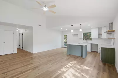 1727 W Doyle Street, Granbury, TX 76048 - Photo 8