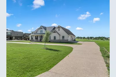 206 Southern Heights Drive, Lorena, TX 76655 - Photo 4
