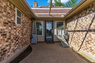 102 Kings Pl, Joshua, TX 76058 - Photo 10