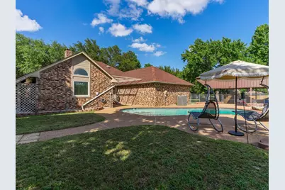 102 Kings Place, Joshua, TX 76058 - Photo 4