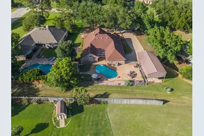 102 Kings Place, Joshua, TX 76058 - Photo 6
