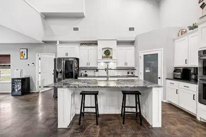 146 Julie Drive, Mineral Wells, TX 76067 - Photo 6