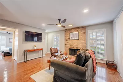 15221 Berry Trail #1201, Dallas, TX 75248 - Photo 4