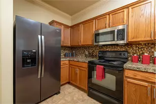 2722 Hyde Park Dr, Grand Prairie, TX 75050 - Photo 8