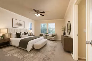 2722 Hyde Park Dr, Grand Prairie, TX 75050 - Photo 18