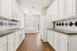 4640 Sunnybrook Dr, Plano, TX 75093 - Photo 8