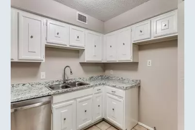 121 Allencrest Drive, White Settlement, TX 76108 - Photo 6
