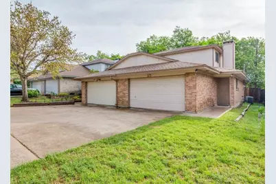 121 Allencrest Drive, White Settlement, TX 76108 - Photo 1