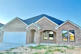 1015 Springview Ln, Mabank, TX 75147 - Photo 1