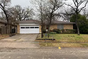 2110 Navajo St, Denton, TX 76209 - Photo 1
