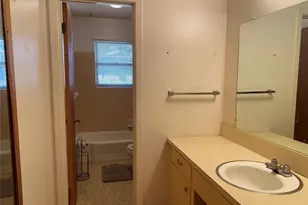 2110 Navajo St, Denton, TX 76209 - Photo 10