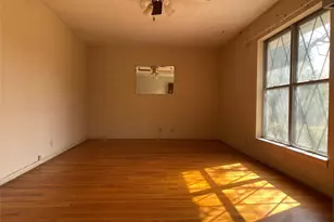 2110 Navajo St, Denton, TX 76209 - Photo 6