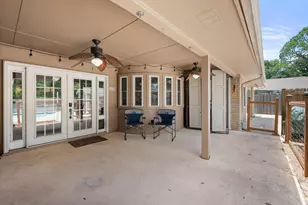 1307 S Westador Dr, Arlington, TX 76015 - Photo 32