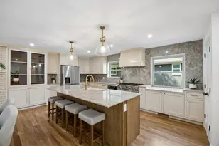 7048 Arboreal Dr, Dallas, TX 75231 - Photo 2