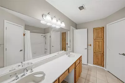 1129 W Hills Terrace, Saginaw, TX 76179 - Photo 14