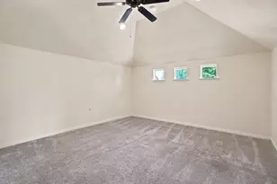 8013 Creek View Dr, North Richland Hills, TX 76180 - Photo 24