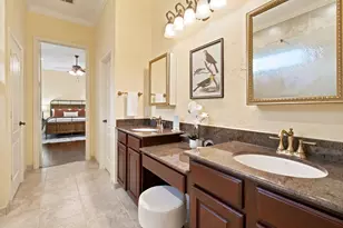 8013 Creek View Dr, North Richland Hills, TX 76180 - Photo 20