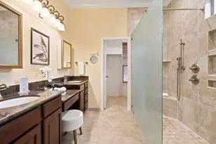 8013 Creek View Dr, North Richland Hills, TX 76180 - Photo 22