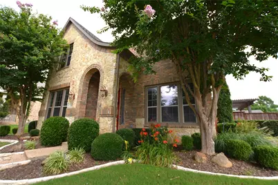 8013 Creek View Drive, North Richland Hills, TX 76180 - Photo 2