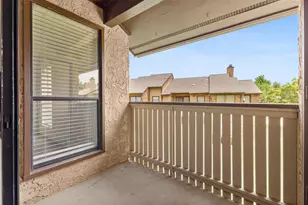 1204 Harwell Dr, Arlington, TX 76011 - Photo 18