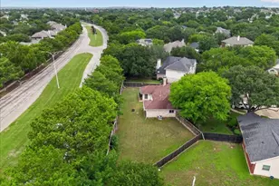 5400 Turtle River Ct, Fort Worth, TX 76137 - Photo 20