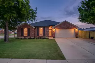620 Marybeth Dr, Burleson, TX 76028 - Photo 1