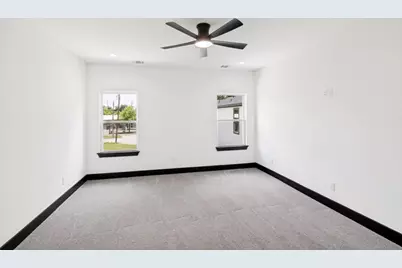 2420 Starks Avenue, Dallas, TX 75215 - Photo 16