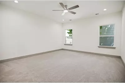 2420 Starks Avenue, Dallas, TX 75215 - Photo 14