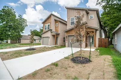 2420 Starks Avenue, Dallas, TX 75215 - Photo 2